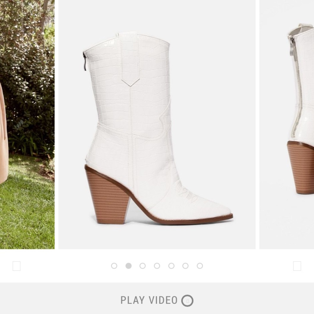 Jessie James Decker boots